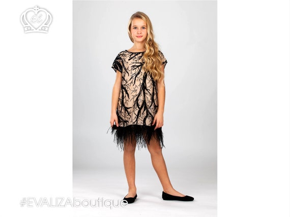 flapper style dress with sleeves