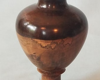 vase (6"H x 4"W)