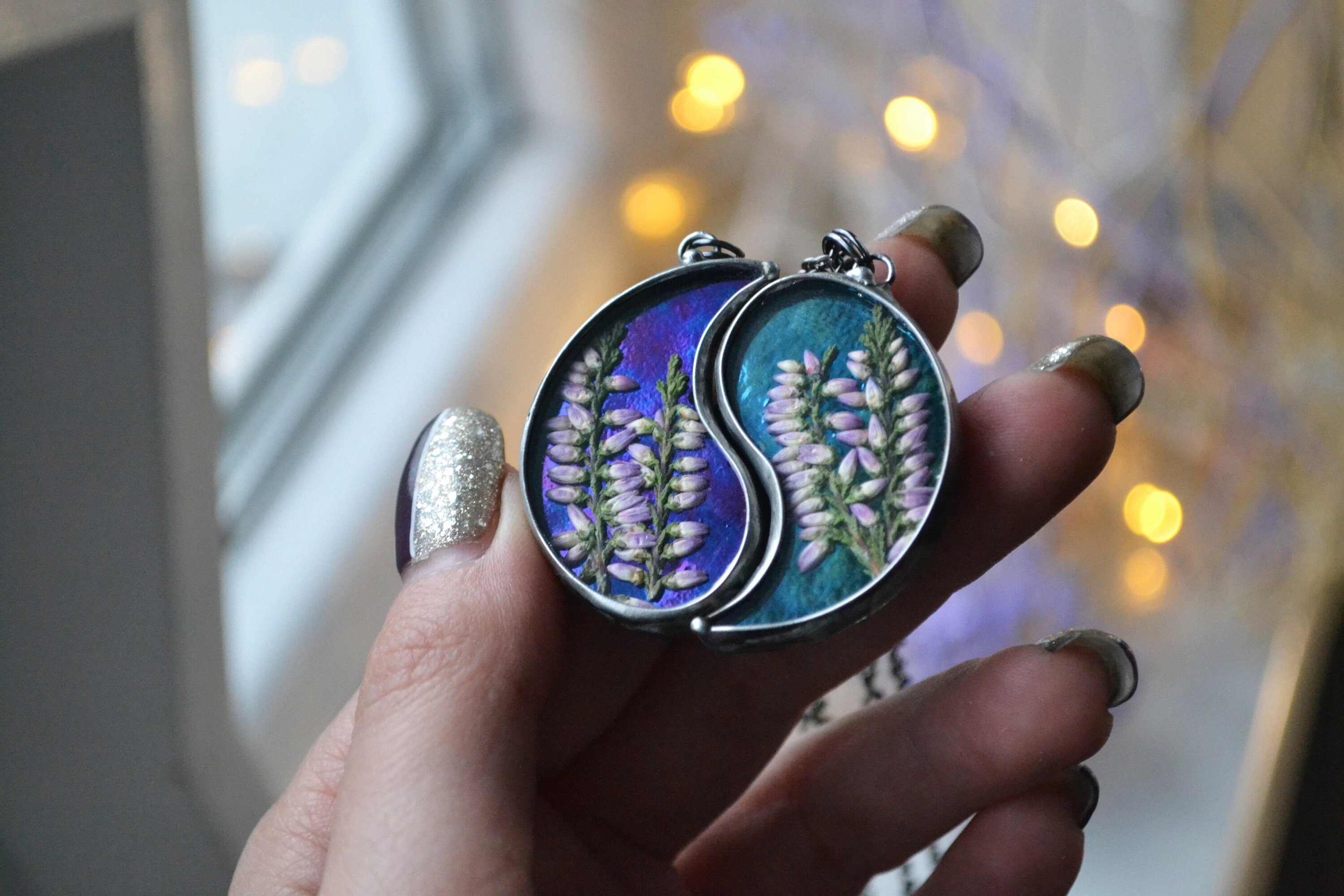 Mother daughter necklaces, Matching pendants, Set of 2 necklaces, Friendship pendants, Yin Yang jewelry, Dry Heather pendant, BFF necklaces