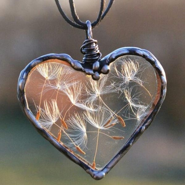 Collier de souhaits de pissenlit, pendentif coeur fait main, bijoux de graines de pissenlit, bijoux de plantes de terrarium,