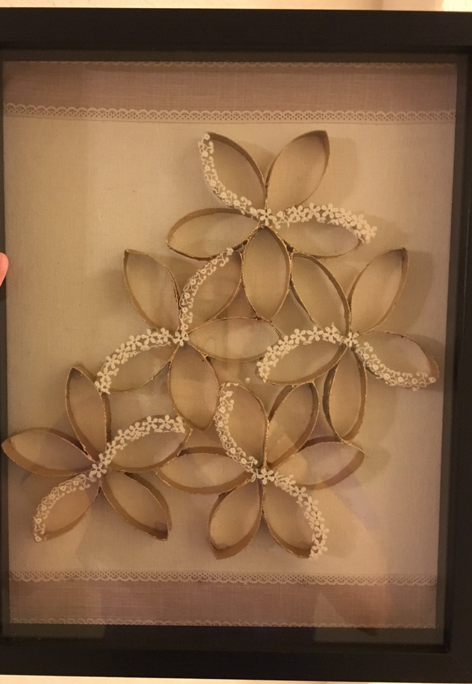 paper-towel-roll-arts-crafts-flowers-frames-wreaths-etsy