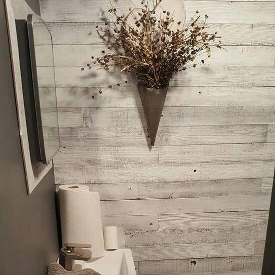 Whitewash Barn Wood 3 Wide Planks 20 Square Feet / Yes Peel and Stick