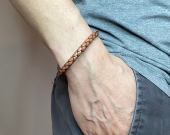 Flätat läderarmband - Brunt - Magnetlås i rostfritt stål