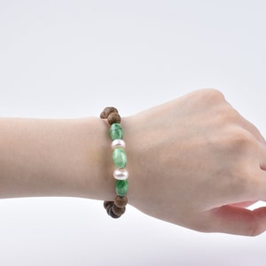 Jadeite, Pearl and Agarwood Bracelet