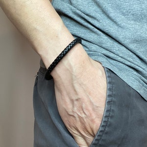Gevlochten lederen armband - zwart - roestvrij staal magnetische sluiting - gemaakt voor mannen of vrouwen