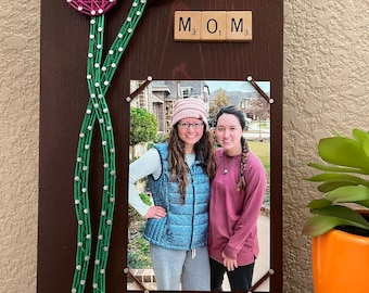 Mom Frame String Art, Photo Gift for Mom, Picture Frame for Mom, Mother's Day Gift from Daughter, Photo Holder for Her, Mother and Son Gifts