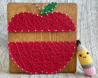 Arte de cuerda de manzana personalizado, letrero para el aula del maestro