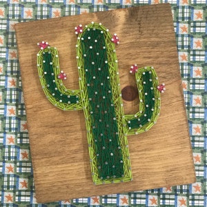 Cactus String Art, Wooden Sign, Blooms, Floral, Desert Theme, Green Home Decor, Summer Decorations, Housewarming Gift