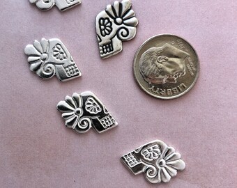 Silver She Skull Charm / Dia de los muertos jewelry supplies, Decorative skull for jewelry making, Sterling sugar skull charm