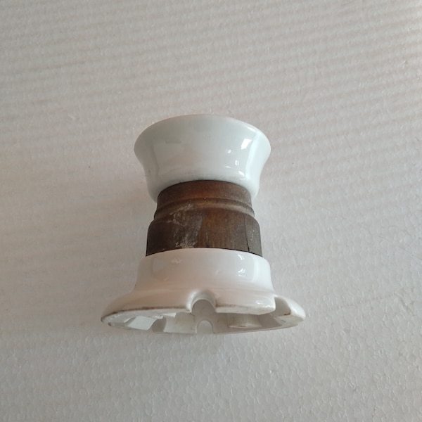 PORCELAIN Brass ELECTRICAL White SOCKET Lamp Industrial art Antique tool Home Decor Applique et douille en porcelaine