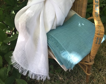 White linen scarf. Quality French manufacturing.