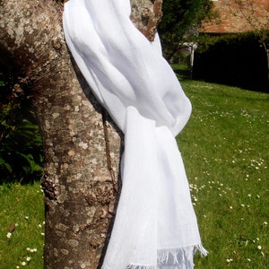 Foulard blanc pour homme, en pur LIN lavé, plusieurs dimensions au choix. Fabrication artisanale française image 4