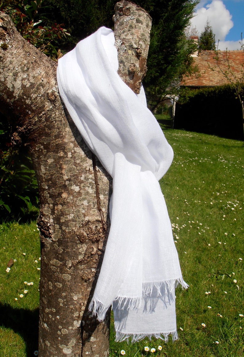 Foulard blanc pour homme, en pur LIN lavé, plusieurs dimensions au choix. Fabrication artisanale française image 4