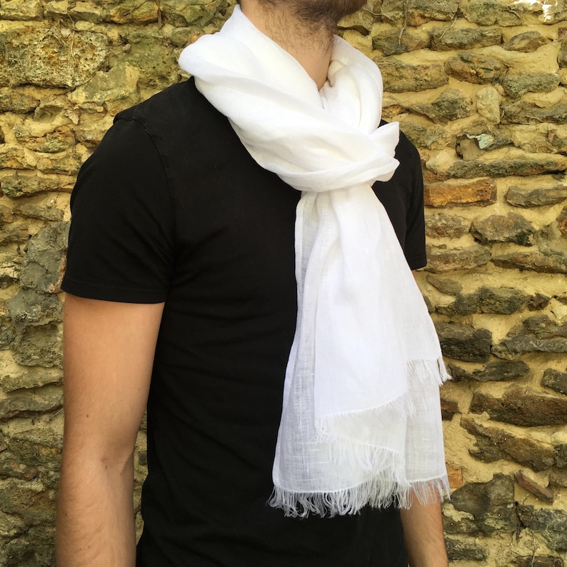 Foulard blanc pour homme, en pur LIN lavé, plusieurs dimensions au choix. Fabrication artisanale française image 3