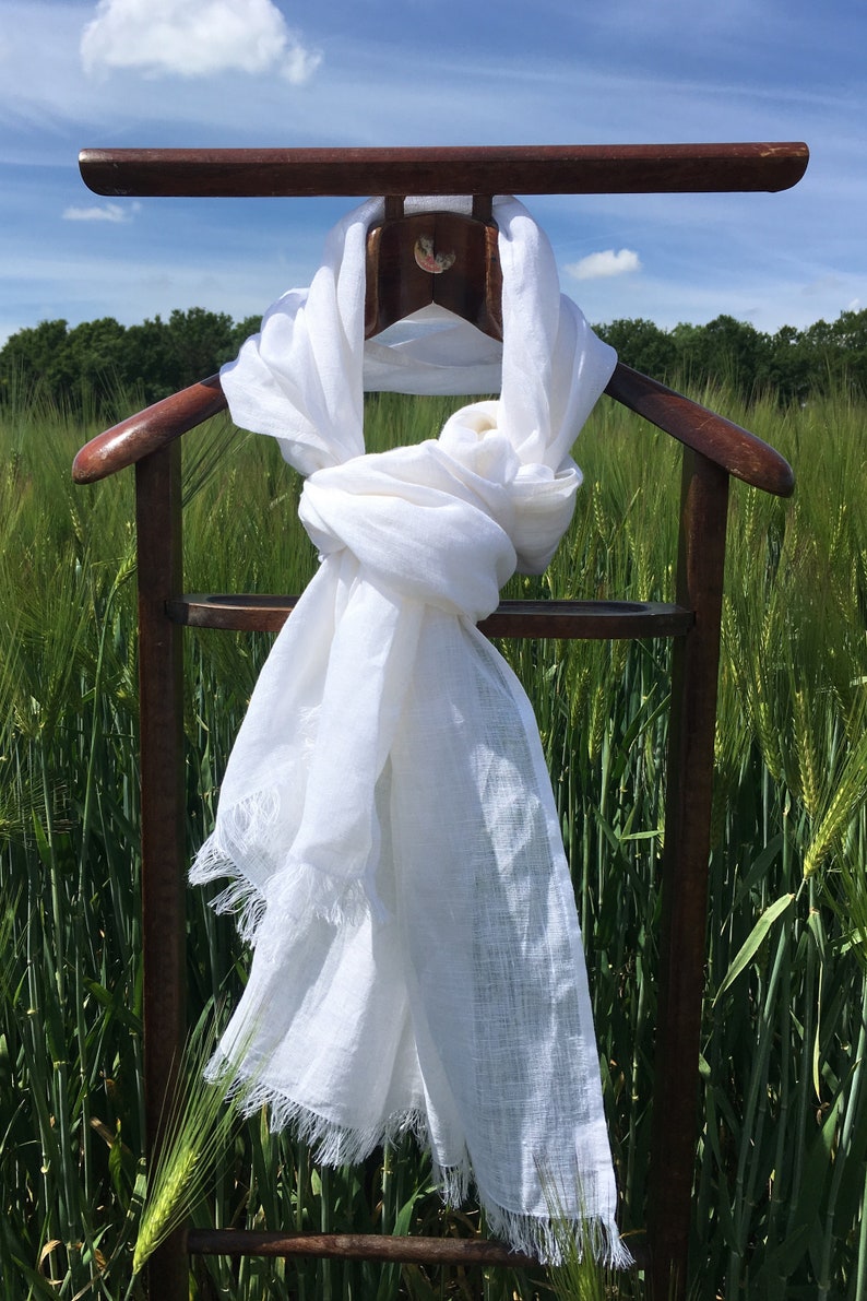 Foulard blanc pour homme, en pur LIN lavé, plusieurs dimensions au choix. Fabrication artisanale française image 1