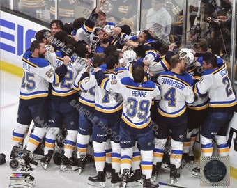 The St. Louis Blues Celebrate Winning the 2019 Stanley Cup® Finals 8x10 Photo