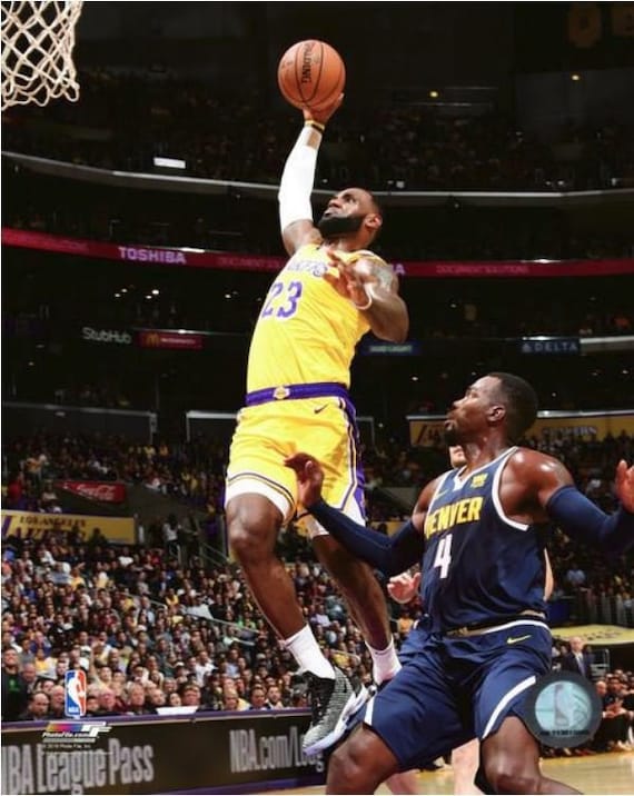 lebron james lakers dunk