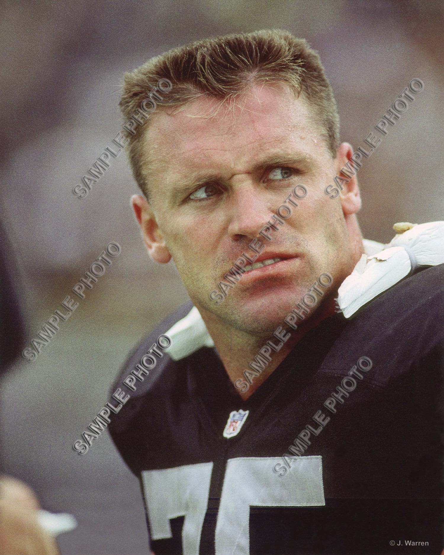 Howie Long 1991 Oakland Raiders HOF 8X10 Photo