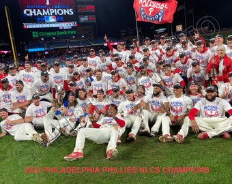 2022 Philadelphia Phillies Celebrate Advancing To World Series 8x10 Team Photo