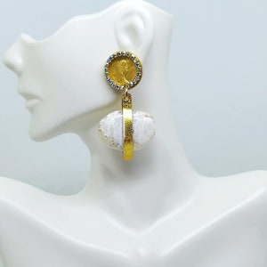 Earrings. Shell earrings. Shell jewelry. Handmade jewelry. Handmade earrings. Statement jewelry. Gold earrings. Gifts for her.