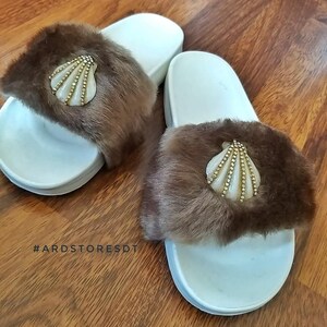 Slides. Women sandals. Women summer shoes. Furry slides.