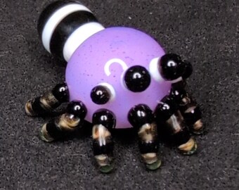 Handmade Glass Jumping Spider Figurine – UV Reactive Mini Spider Sculpture – Lampwork Borosilicate Glass Art – Cute Collectible (#64)