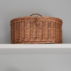 Oval Wicker Basket With the Lid, Willow Hamper with Handle, Photography Props, Baby Photographer, Nursery Room Storage, Natural Decoration