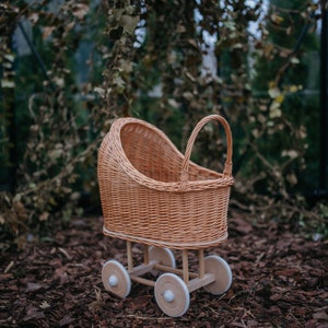 Wicker Baby Carriages, Stroller for Dolls,  Photo Props, Toddler, Newborn Baby Photographer, Pram for Dolls, Trolley, Nursery Toy on Wheels