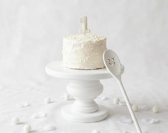 Wood Cake Smash Stand: First Birthday Photo Prop