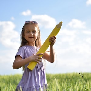 Big Crayon Photography Prop, Newborn Baby Toddler Children Photographer, Wood Colorful Pencils, Baby Studio Props Session of a Small Artist