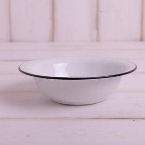 Metal Posing Bowl Photography Prop, Newborn Baby Photo Shoots, Newborn Poser, Baby Bowl, for Photographer, Rustic Posing Bowl