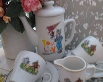 Tom & Jerry tea set and cup, saucer and sugar bowl too - miniature vintage 1980s china collectables in excellent condition by Turner Ent Co