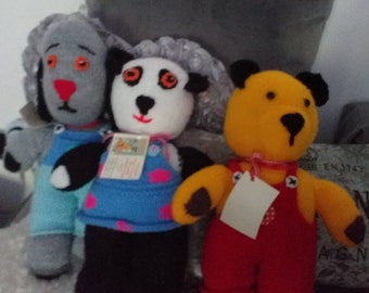 Sooty, Sweep & Soo toys Vintage knitted toys Sooty and Sweep and Soo bunting all having fun  Sooty and Sweep unused 1970s vintage fabric xx