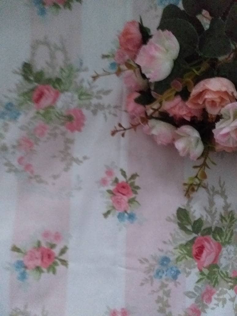 ローラアシュレイ ファブリック＊ヴィンテージ ヨーロッパ古着】Laura Ashley ネイビー X ホワイトレース・花柄