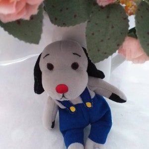 Sooty, Sweep & Soo toys Vintage knitted toys Sooty and Sweep and Soo bunting all having fun Sooty and Sweep unused 1970s vintage fabric xx Sweep beany toy
