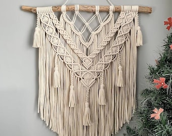 Bedroom Decor, Macrame Wall Hanging, Wall Tapestry, Tapestry Wall hangings, Macrame Wall Hanging Small, Boho Wall Hanging, Dorm Wall Decor