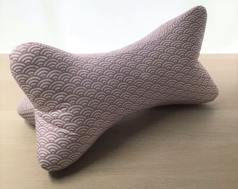 Reading bones, reading pillows, relaxation pillows, neck support