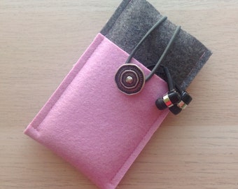 Custom-made wool felt phone case