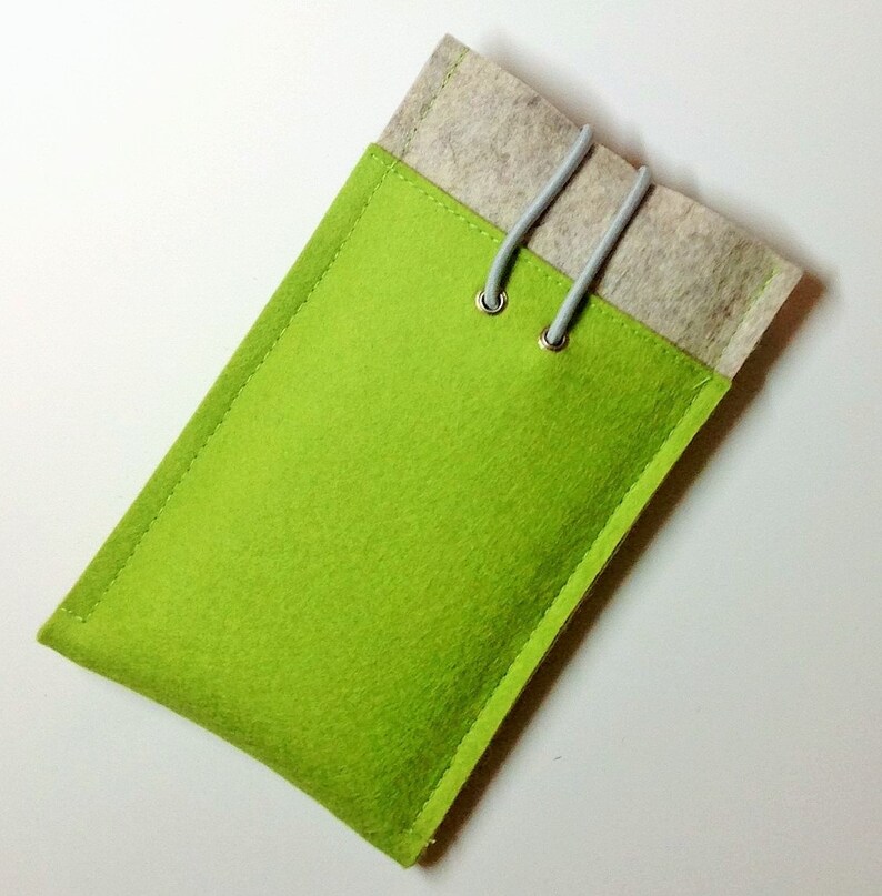 Custom-made wool felt phone case image 2