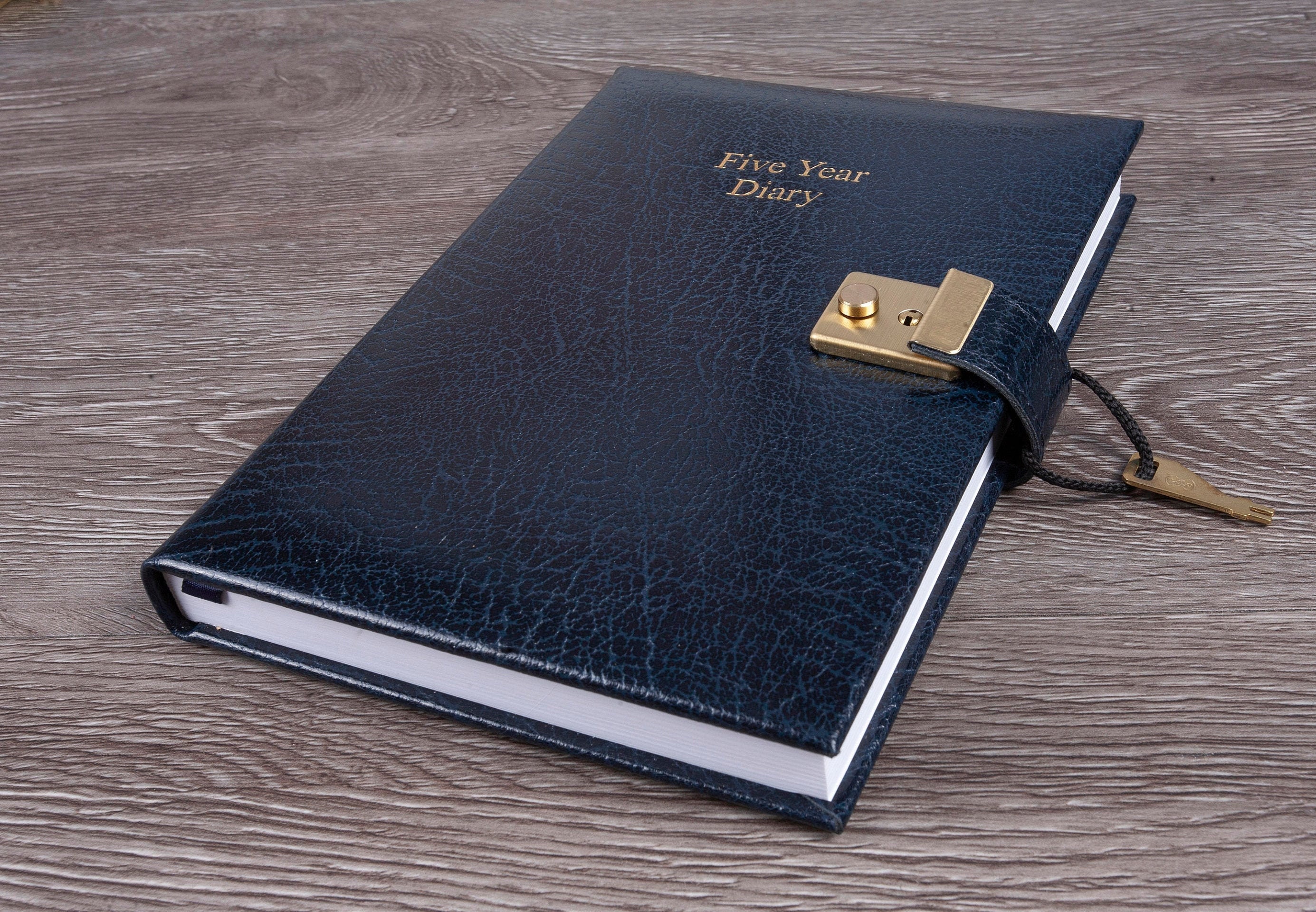 Leather Five Year Diary: Lockable Memory Book, Made in England A5