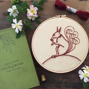 Crewelwork Embroidery Kit Heritage Squirrel, Crewelwork Kit Heritage Squirrel, Embroidery Kit Heritage Squirrel
