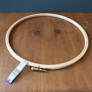 Broderi 25 cm, 25 cm, båge från Elbesee