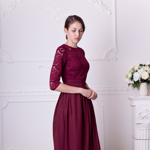 Short burgundy dress with sleeves. Bridesmaid lace dress knee length. Burgundy cocktail dress. Western wedding