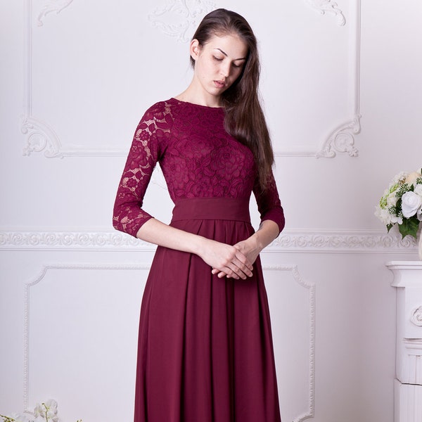 Burgundy bridesmaid dress long. Floral lace formal gown with sleeves. Modest evening dress plus size. 3/4 sleeves mother of the bride dress