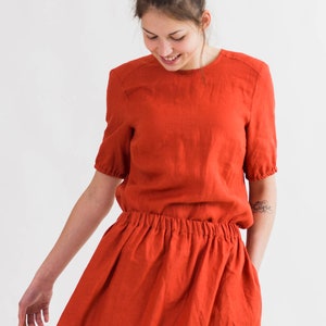Red linen top women. Open back linen tee with sleeves. Simple natural t-shirt women wiht ties. Plus size natural basic clothes - 20+ colors