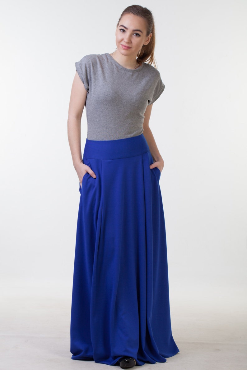 top for long blue skirt