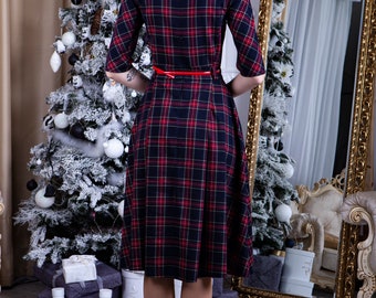 Black Plaid Dress. Midi Tartan Dress. Casual Outfit With