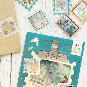 Blossom Transparent-Sticker mit Goldfolie von BGM - Ein Hauch von Natur!