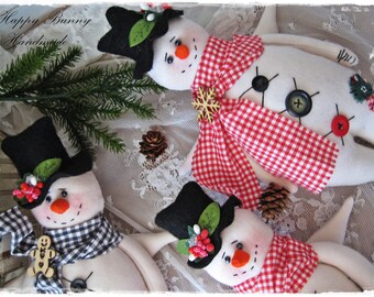 Prim Snowman doll with wings Set of three Christmas decor Primitive snowman Textile dolls