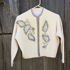 Vintage hand beaded wool women&#39;s cardigan 1950s glam-great condition